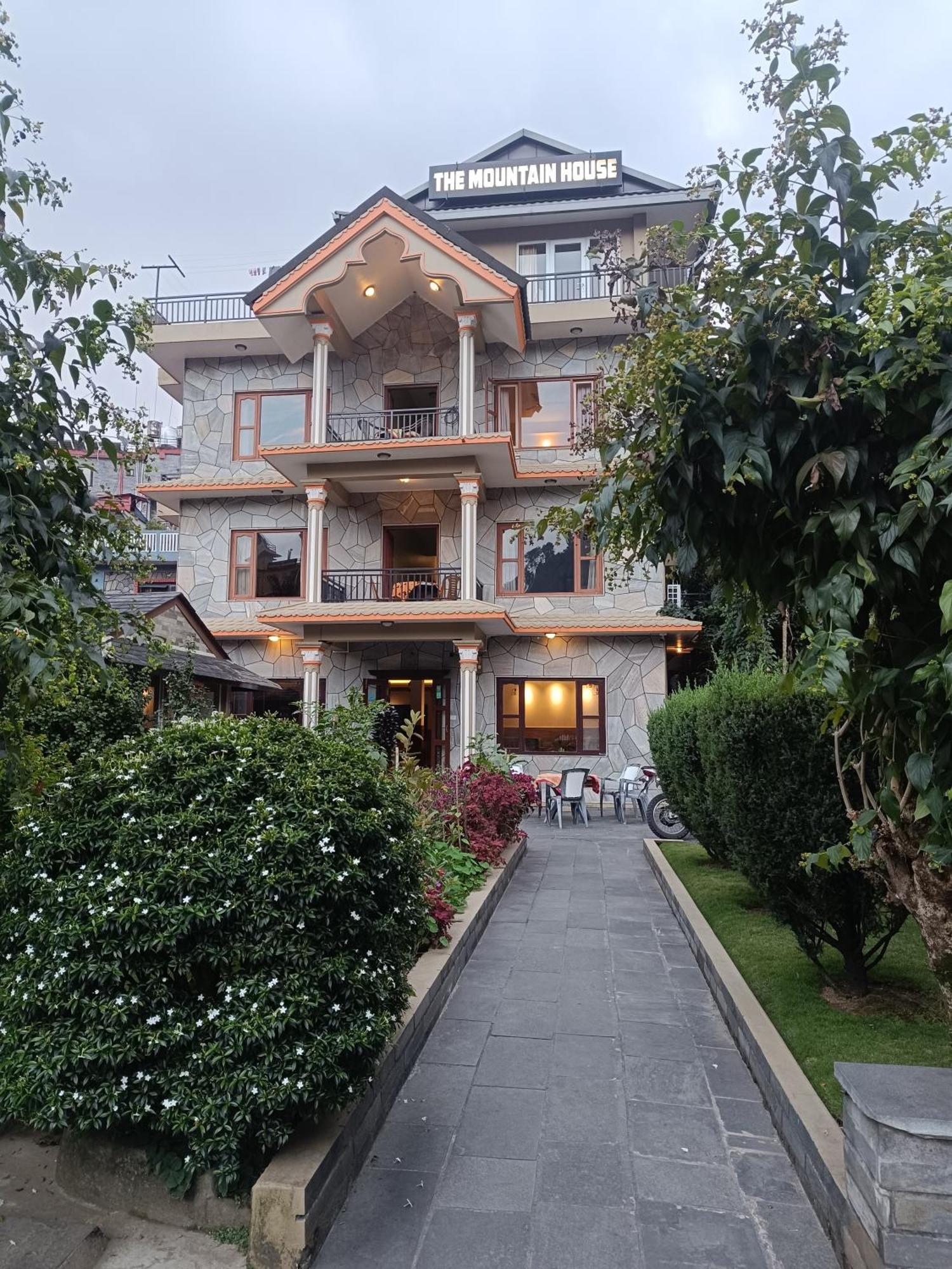 The Mountain House Otel Pokhara Dış mekan fotoğraf