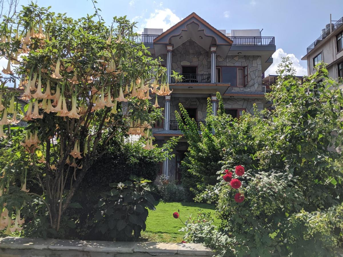 The Mountain House Otel Pokhara Dış mekan fotoğraf